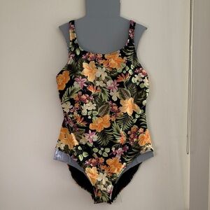 NEW Hurley Women’s Floral Stretch One Pieces Swimsuit   size XXL